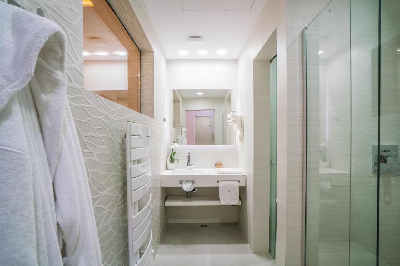 Hotel Eden Garden Spa 坎普朗莫道尼斯 外观 照片