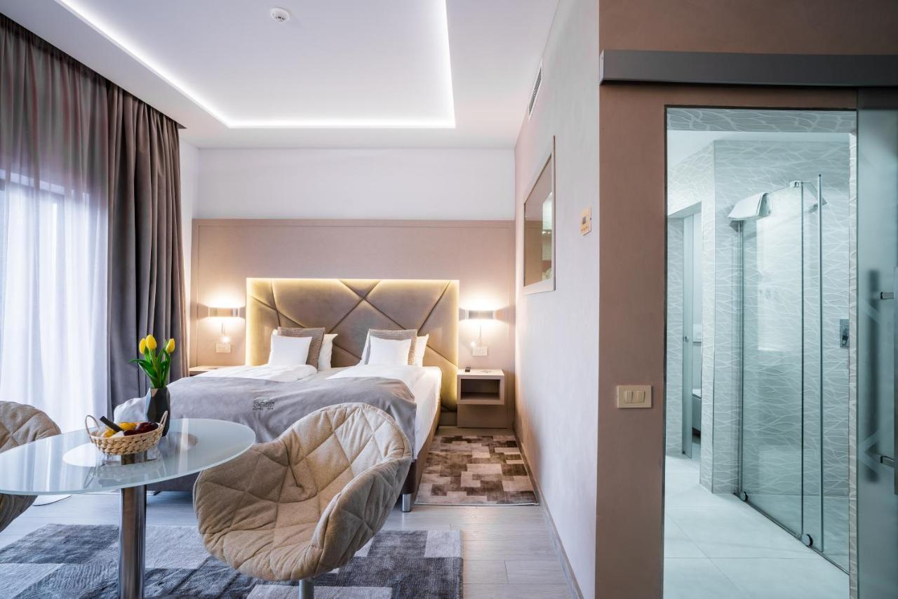 Hotel Eden Garden Spa 坎普朗莫道尼斯 外观 照片