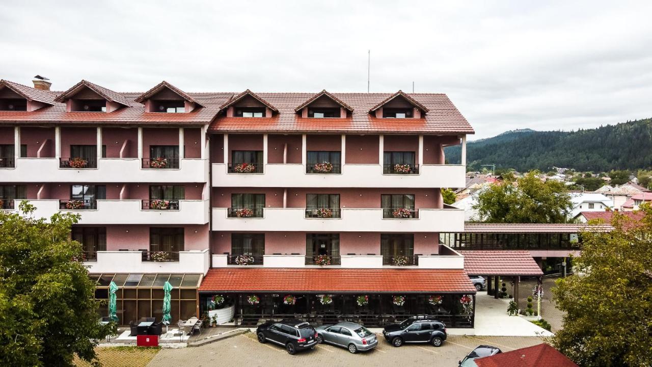 Hotel Eden Garden Spa 坎普朗莫道尼斯 外观 照片