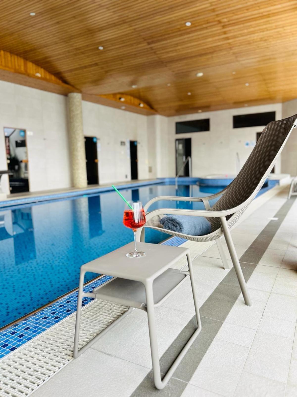 Hotel Eden Garden Spa 坎普朗莫道尼斯 外观 照片