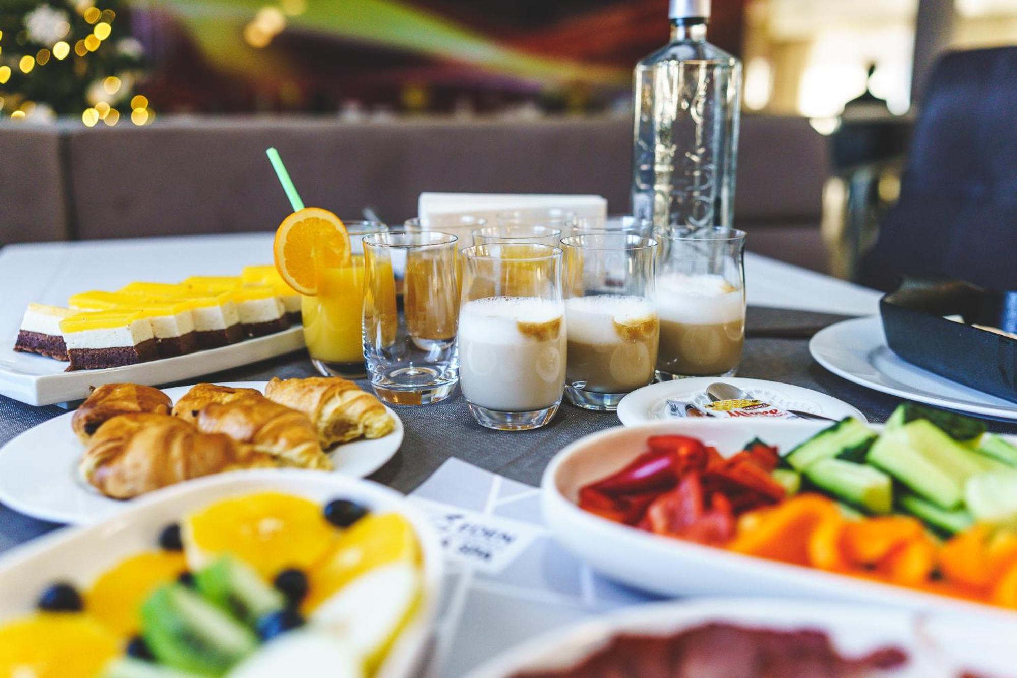 Hotel Eden Garden Spa 坎普朗莫道尼斯 外观 照片